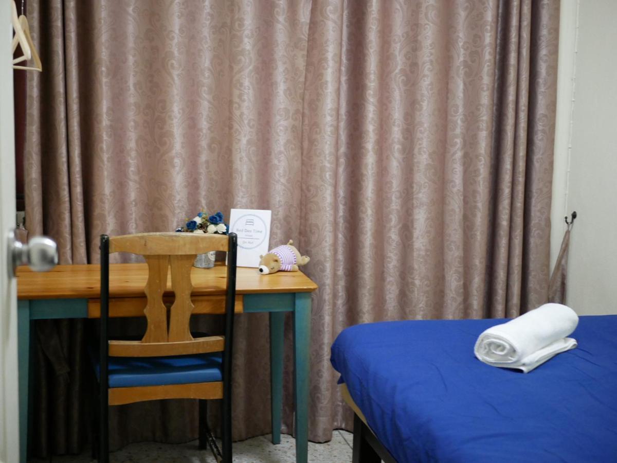 Bed Dee Time Hostel Bangkok Esterno foto