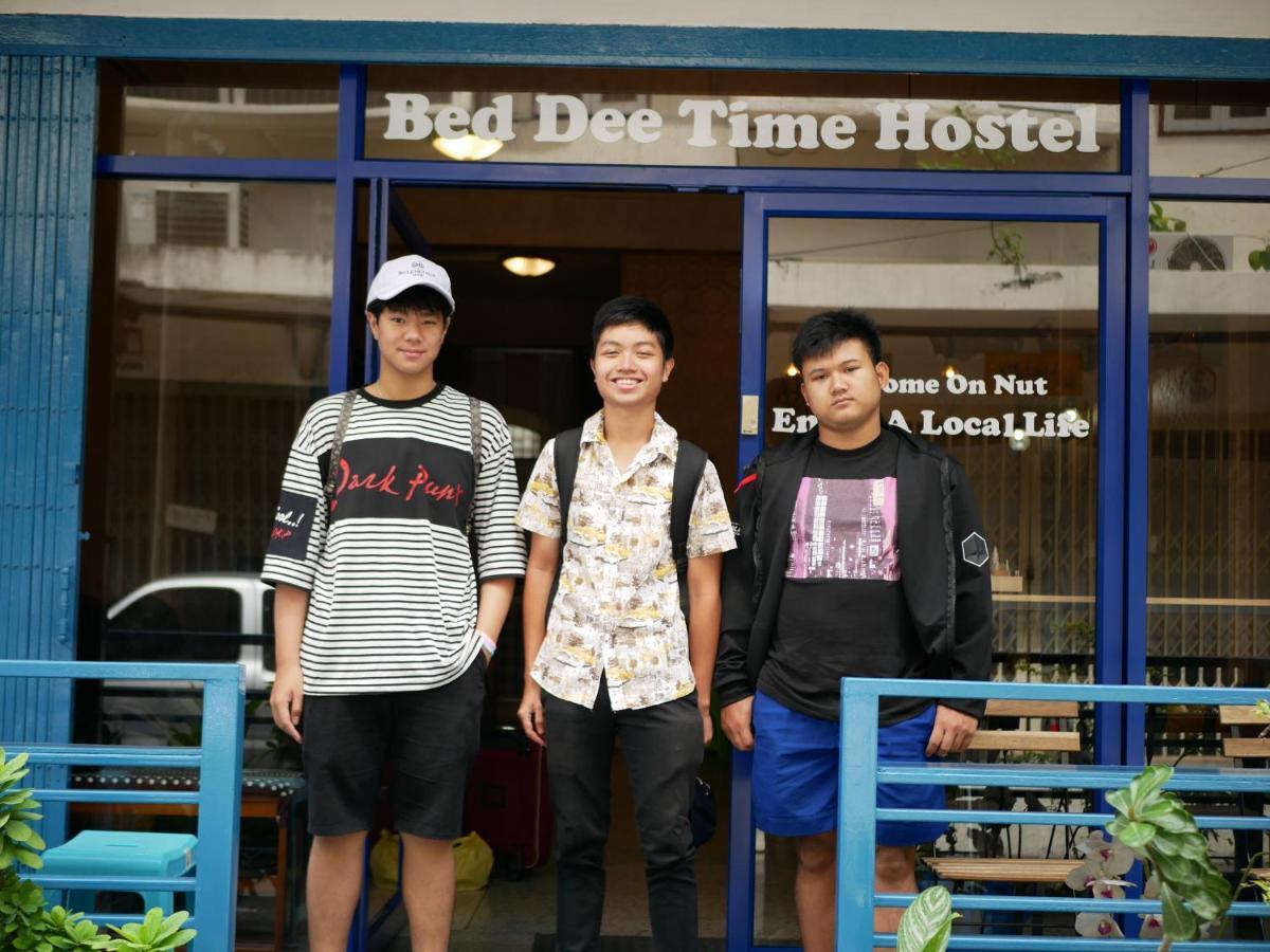 Bed Dee Time Hostel Bangkok Esterno foto