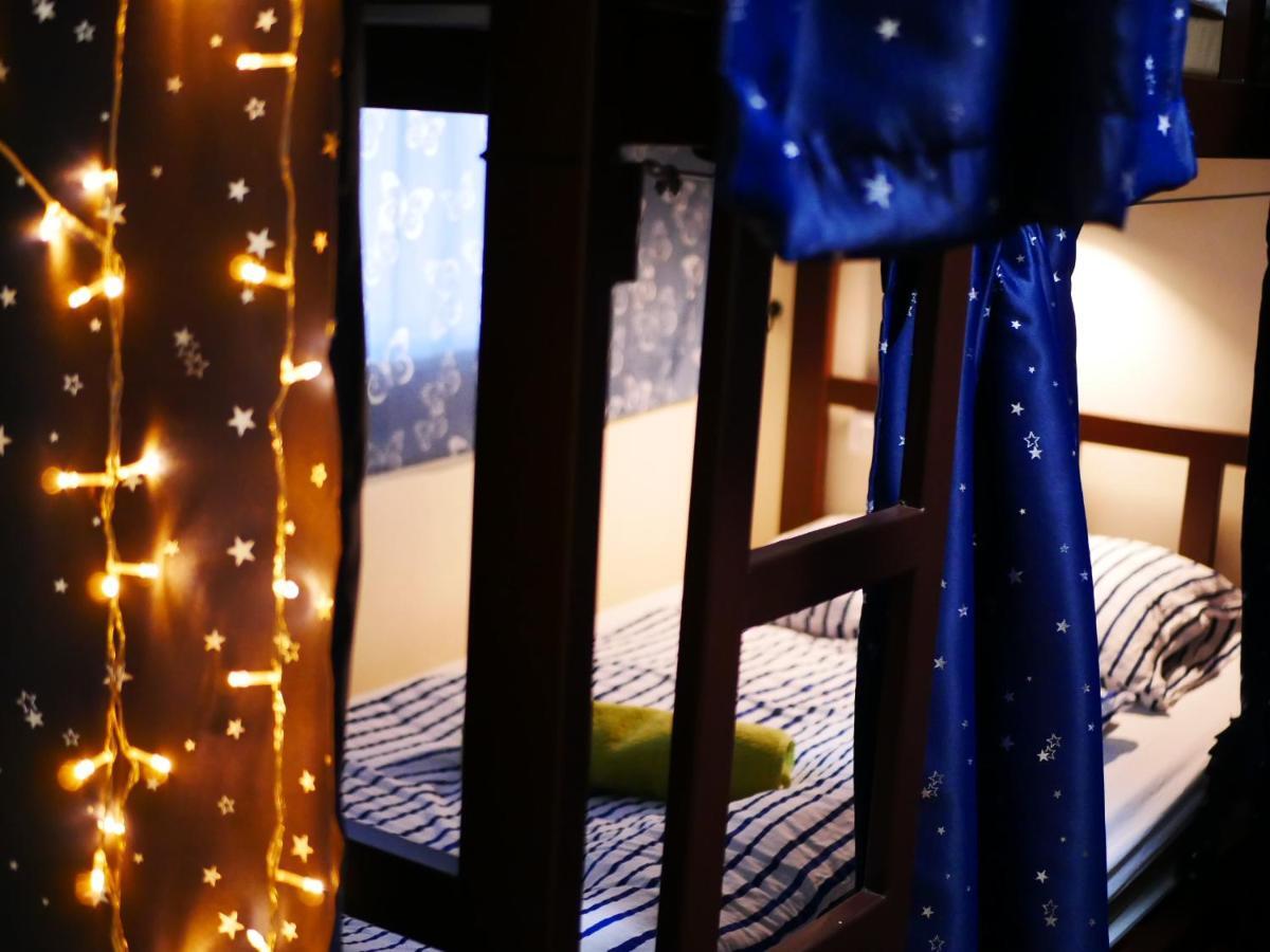 Bed Dee Time Hostel Bangkok Esterno foto